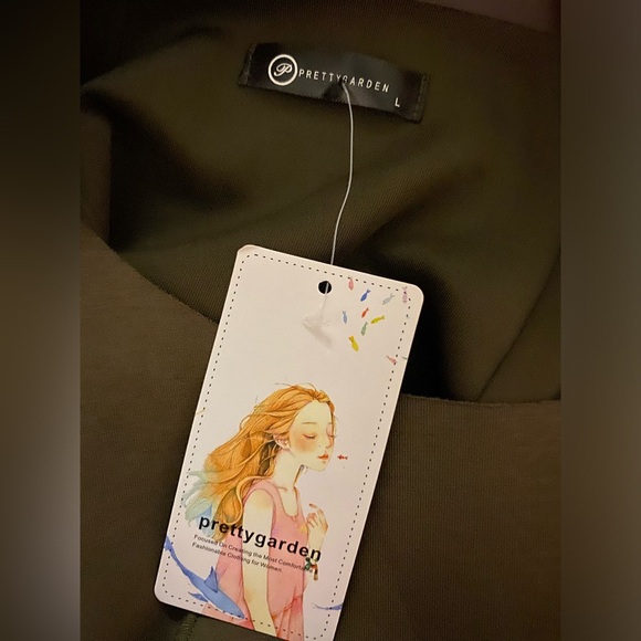 Long Sleeve Dress - Picture 5 of 5